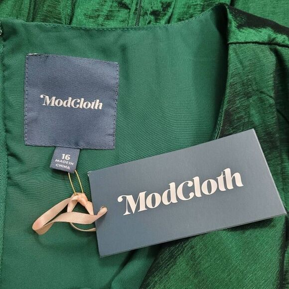 NWT ModCloth Fantastic Taffeta Fit & Flare Dress Sz 16‎ Green Iridescent Retro - Picture 3 of 9